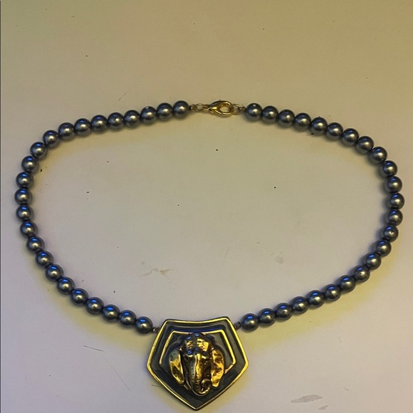 Jewelry - Elegant Gold and Blue Beaded Necklace
